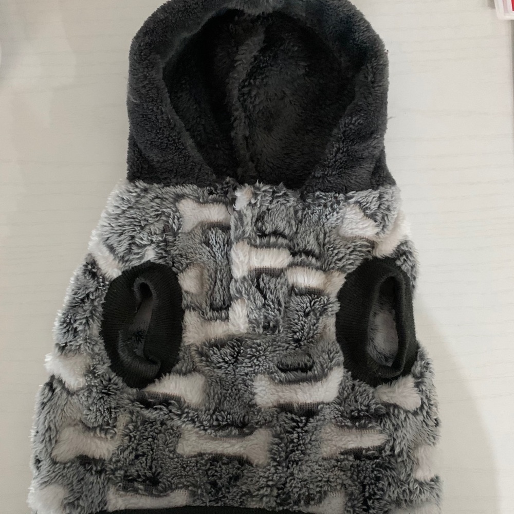 Puppy sweater
